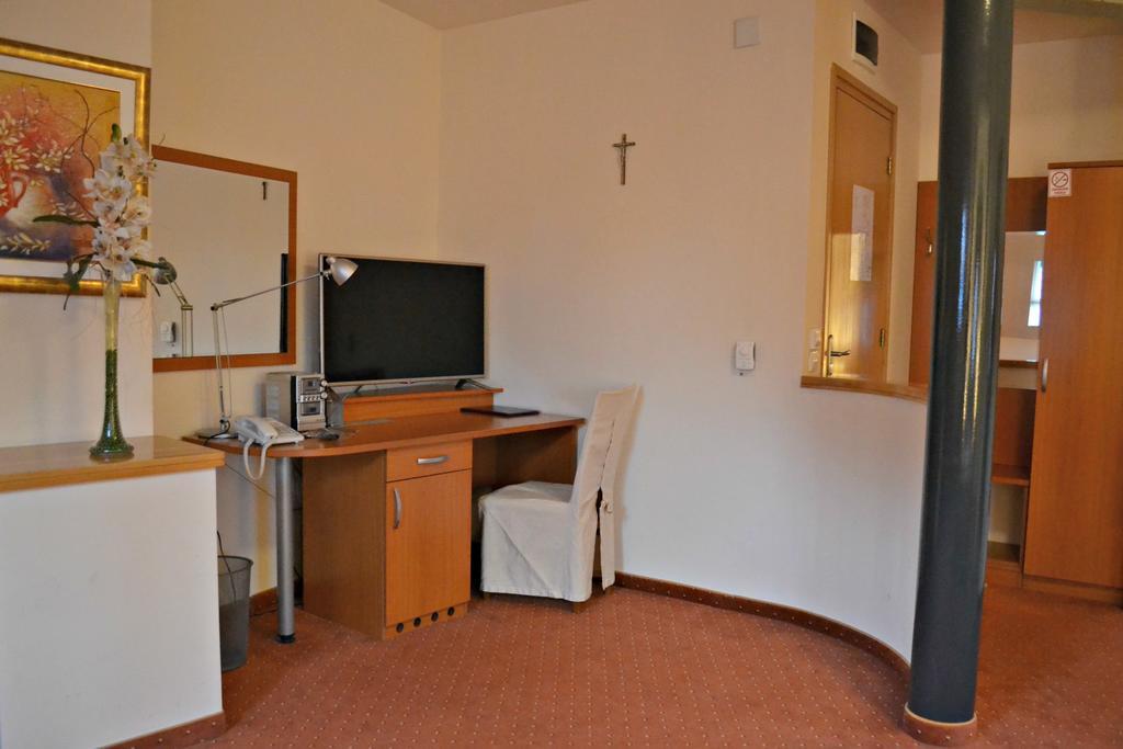 Hotel Istra Varaždin Eksteriør billede